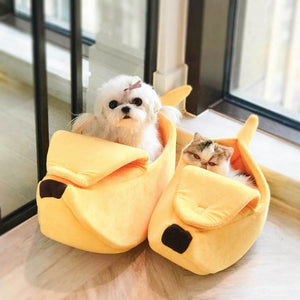 Banana Cat Bed House Cozy Cute Puppy Cushion Kennel Warm Portable Pet Basket